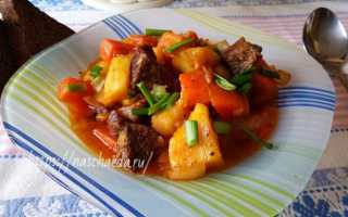 Кушанье из мелких тушеных кусочков мяса, рыбы или овощей.