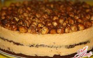 2 простых и вкусных рецепта торта со сгущенкой, с орехами и коржами