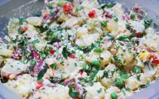 Салат с картофелем, квашеной капустой и зеленым горошком