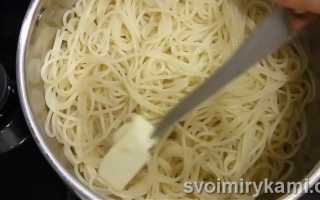 Подлива из фарша к макаронам, гречке, пюре, рису, спагетти. Рецепт со сметаной, томатной пастой, грибами, помидорами